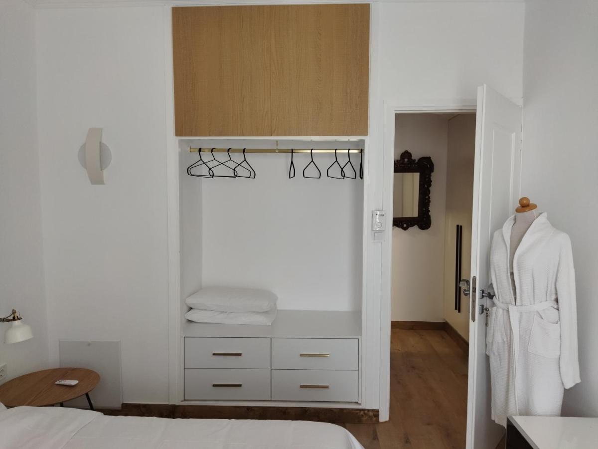 Minimal Apartment By The Beach Corinth Exteriér fotografie